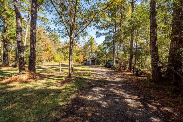 5950 Lowell Reed Road, Ravenel, SC 29470