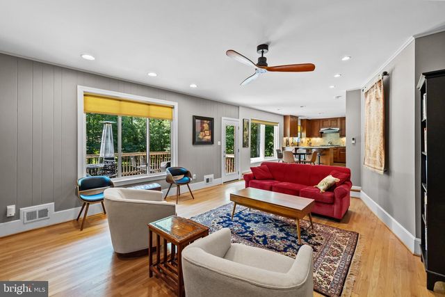 12007 TURF LN, Reston, VA 20191