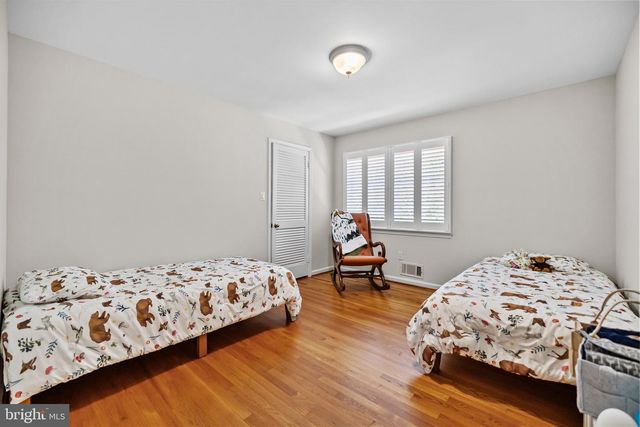 12007 TURF LN, Reston, VA 20191