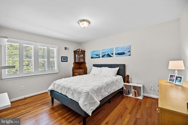12007 TURF LN, Reston, VA 20191
