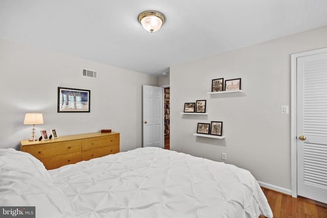 12007 TURF LN, Reston, VA 20191