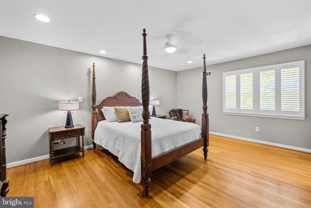 12007 TURF LN, Reston, VA 20191