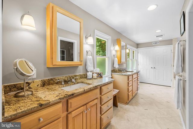 12007 TURF LN, Reston, VA 20191