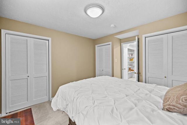 12007 TURF LN, Reston, VA 20191