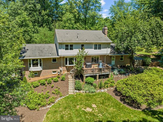 12007 TURF LN, Reston, VA 20191