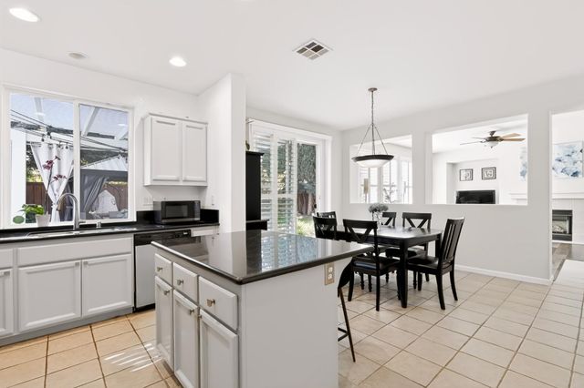 1625 Headslane Rd, West Sacramento, CA 95691