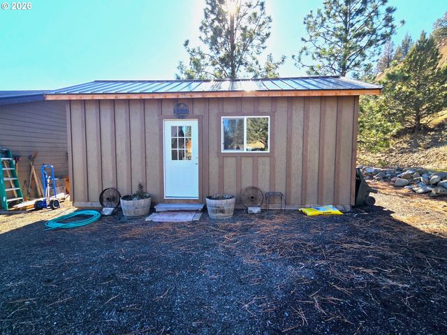 217 Elkview Dr., Canyon City, OR 97820