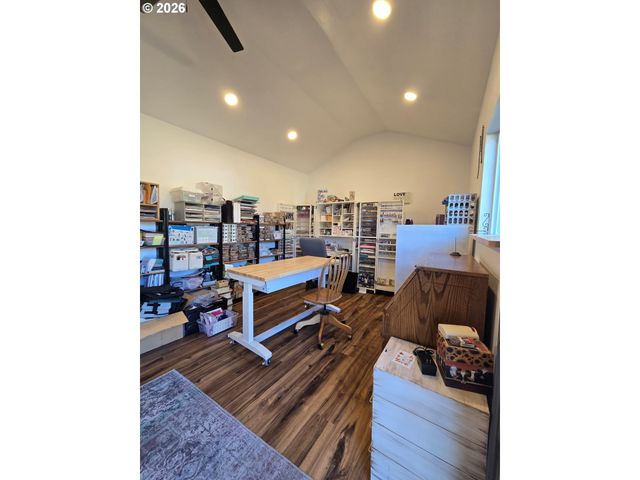 217 Elkview Dr., Canyon City, OR 97820