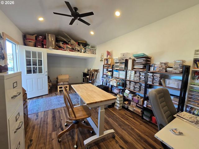 217 Elkview Dr., Canyon City, OR 97820