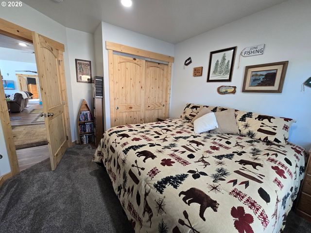 217 Elkview Dr., Canyon City, OR 97820