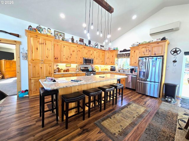 217 Elkview Dr., Canyon City, OR 97820