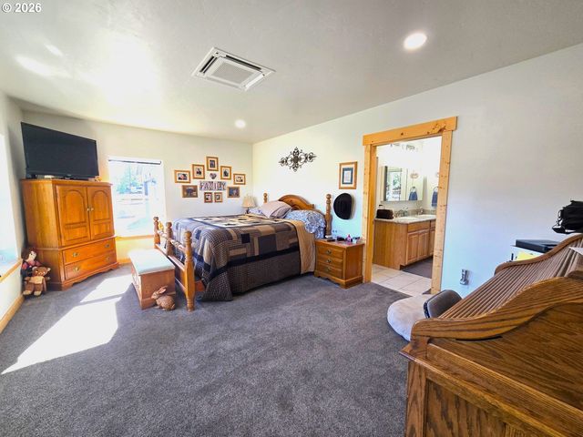 217 Elkview Dr., Canyon City, OR 97820