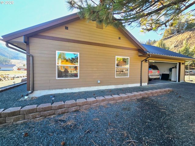 217 Elkview Dr., Canyon City, OR 97820