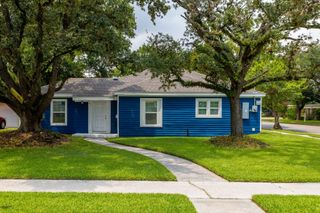 611 N Pruett Street, Baytown, TX 77520