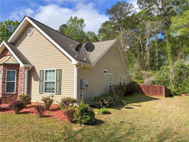 317 Peachtree Circle, Hampton, GA 30228