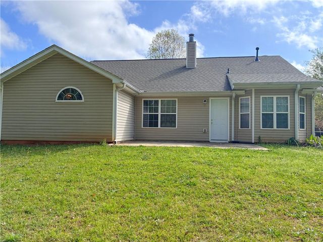 317 Peachtree Circle, Hampton, GA 30228