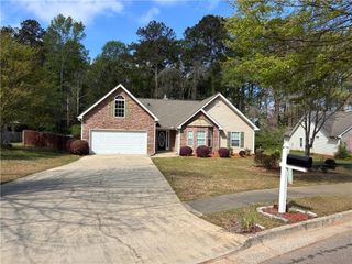 317 Peachtree Circle, Hampton, GA 30228