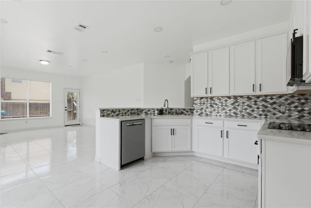 5001 Spicewood Drive, Mckinney, TX 75070