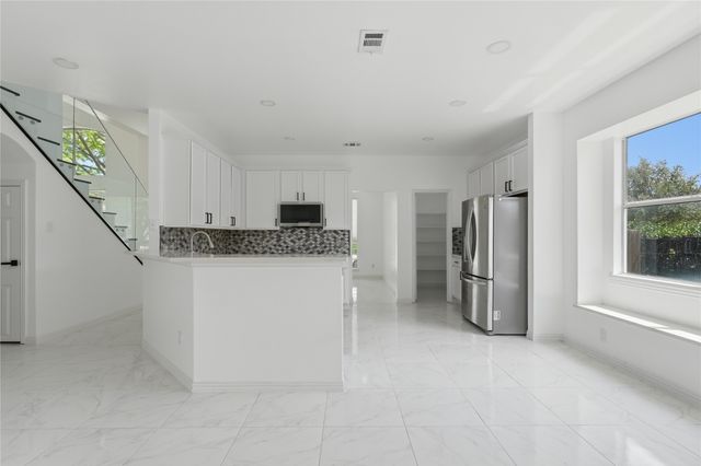 5001 Spicewood Drive, Mckinney, TX 75070