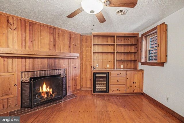 807 COLLEGE AVE, Fredericksburg, VA 22401