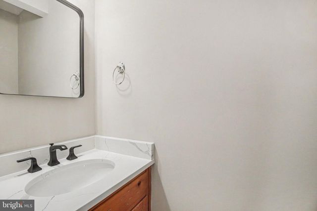 807 COLLEGE AVE, Fredericksburg, VA 22401
