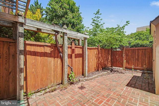 807 COLLEGE AVE, Fredericksburg, VA 22401