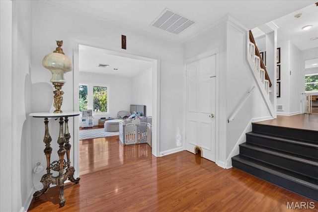11 High Acres Drive, St Louis, MO 63132