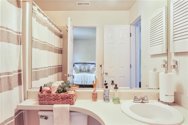 2133 Refuge CT, Virginia Beach, VA 23454