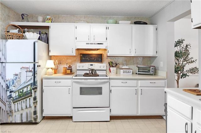 2133 Refuge CT, Virginia Beach, VA 23454