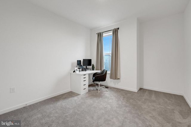 20941 BLUEBIRD SQ, Sterling, VA 20165