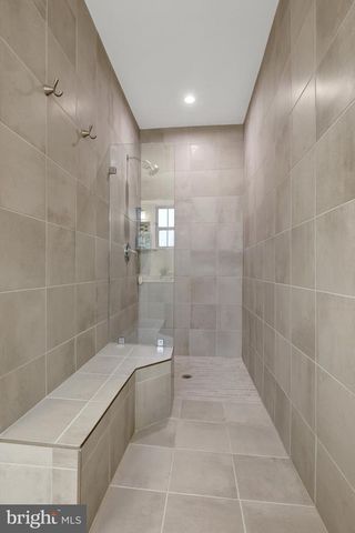 20941 BLUEBIRD SQ, Sterling, VA 20165