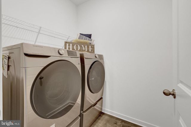 20941 BLUEBIRD SQ, Sterling, VA 20165