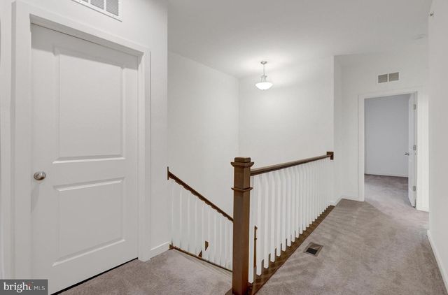 20941 BLUEBIRD SQ, Sterling, VA 20165