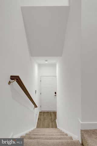 20941 BLUEBIRD SQ, Sterling, VA 20165