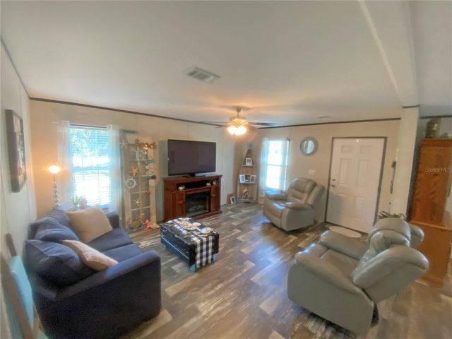 203 SW 5TH AVENUE, Palatka, FL 32177