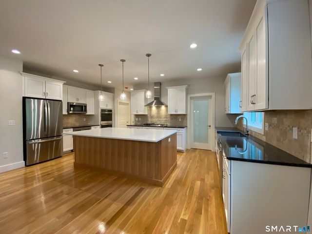 185 Old Woodbury Road, Southbury, CT 06488