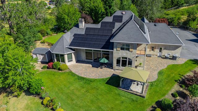 191 Foxwood Drive, Grants Pass, OR 97527