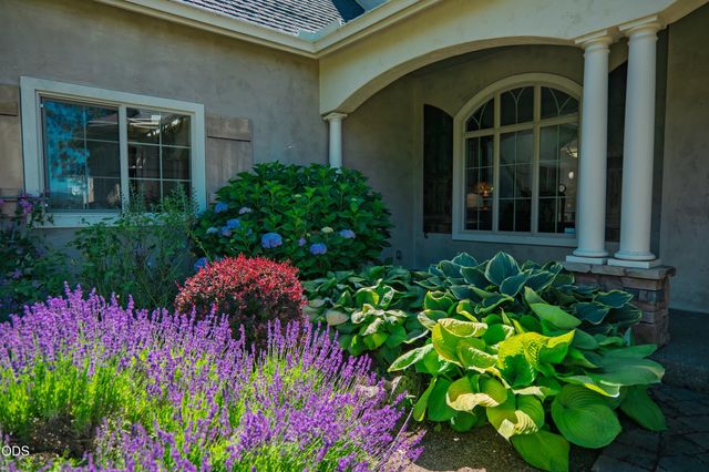 191 Foxwood Drive, Grants Pass, OR 97527