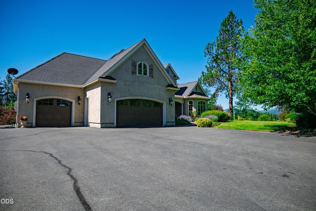 191 Foxwood Drive, Grants Pass, OR 97527