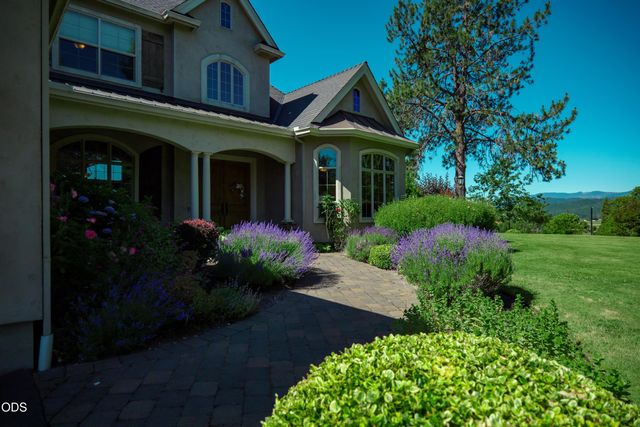191 Foxwood Drive, Grants Pass, OR 97527