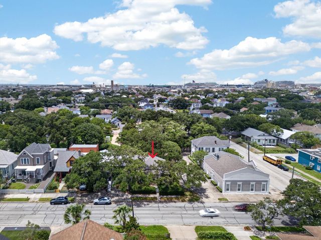 3310 Avenue O, Galveston, TX 77550