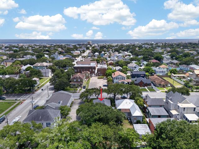 3310 Avenue O, Galveston, TX 77550