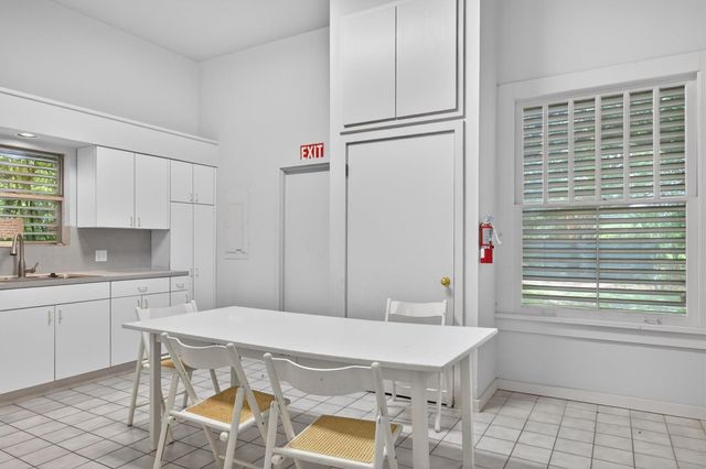 3310 Avenue O, Galveston, TX 77550