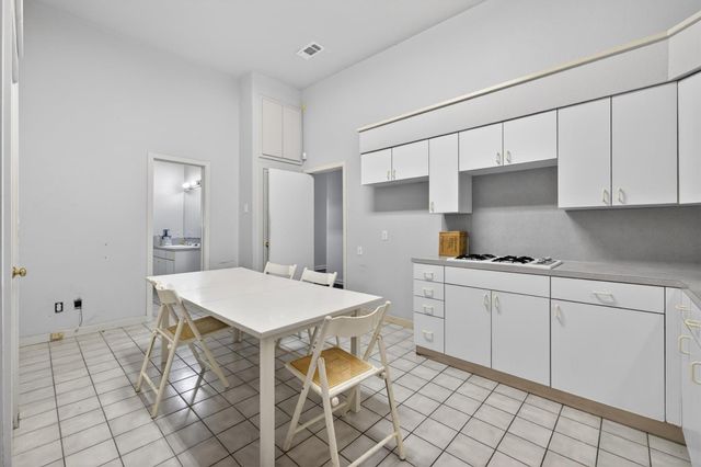 3310 Avenue O, Galveston, TX 77550