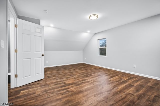 9 Saint James Ave, Pohatcong Twp., NJ 08865