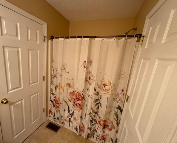 4325 Bowman Meadow Drive, Canal Winchester, OH 43110