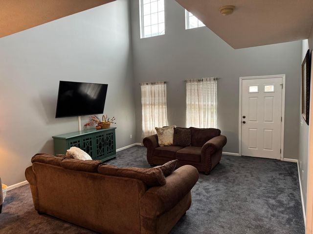 4325 Bowman Meadow Drive, Canal Winchester, OH 43110