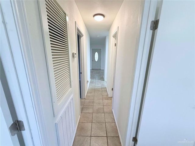 703 N 7th Street, Alamo, TX 78516