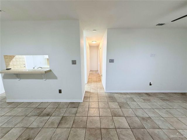 703 N 7th Street, Alamo, TX 78516