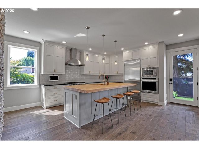 4529 Ne 34TH Ave, Portland, OR 97211